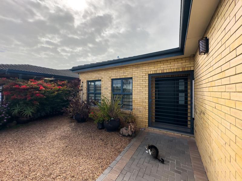 3 Bedroom Property for Sale in Sonkring Western Cape